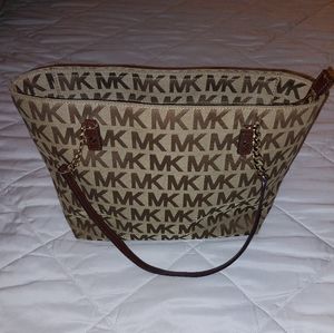 Michael kors purse